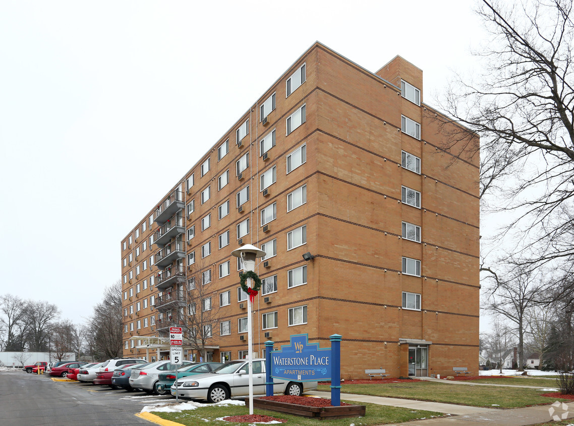 Primary Photo - Waterstone Place Apartments