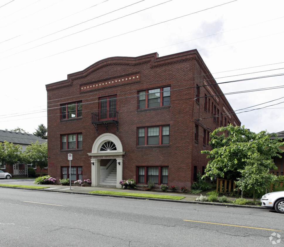 Building Photo - Parkside Apartments