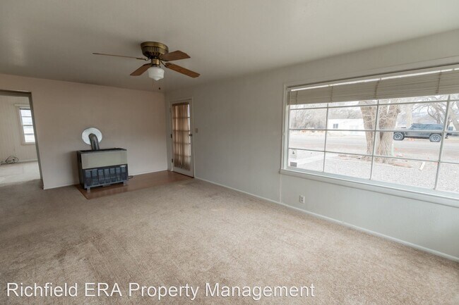 Foto del edificio - 2 br, 1 bath House - 795 North Main