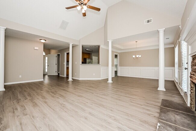 Building Photo - 472 Haven Ridge Dr