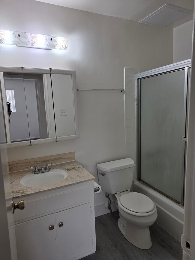 #13 bathroom - Via Del Amo Apartments