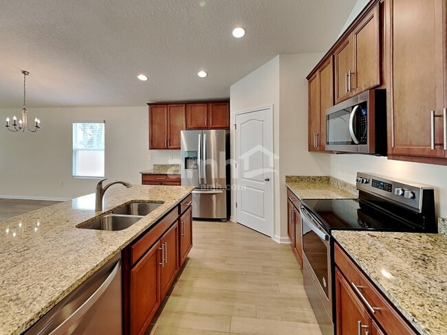 Foto del edificio - 40 N Hamilton Springs Rd