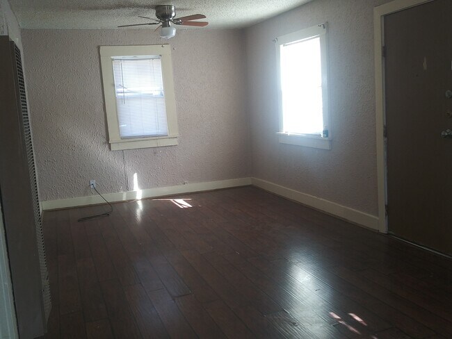 Foto del edificio - 3010 SW 3rd Ave