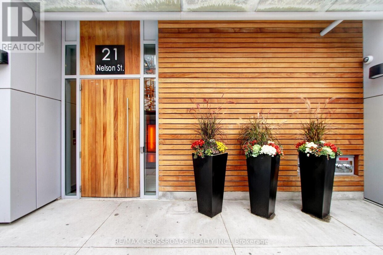 Photo principale - 21-721 Nelson St