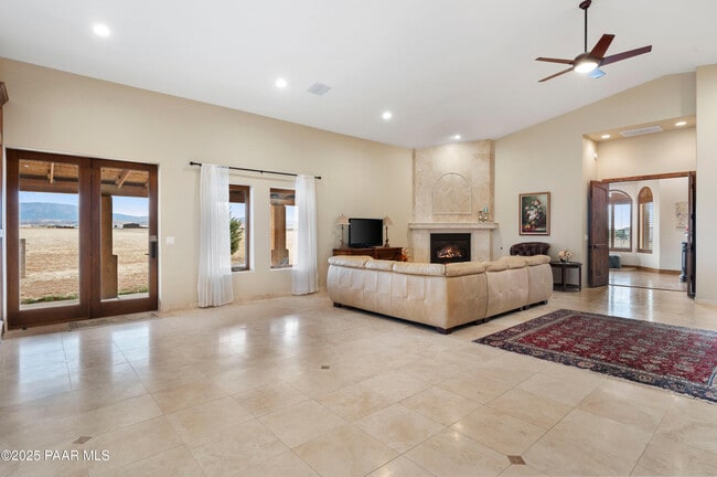 Building Photo - 7500 Michelotti Ranch Rd