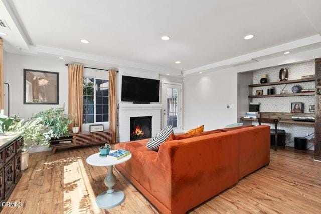 Foto del edificio - 3847 Sunbeam Dr