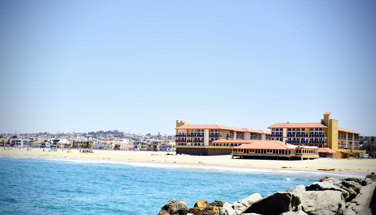 Crystal Cove Beach Apts. Apartments in Redondo Beach, CA