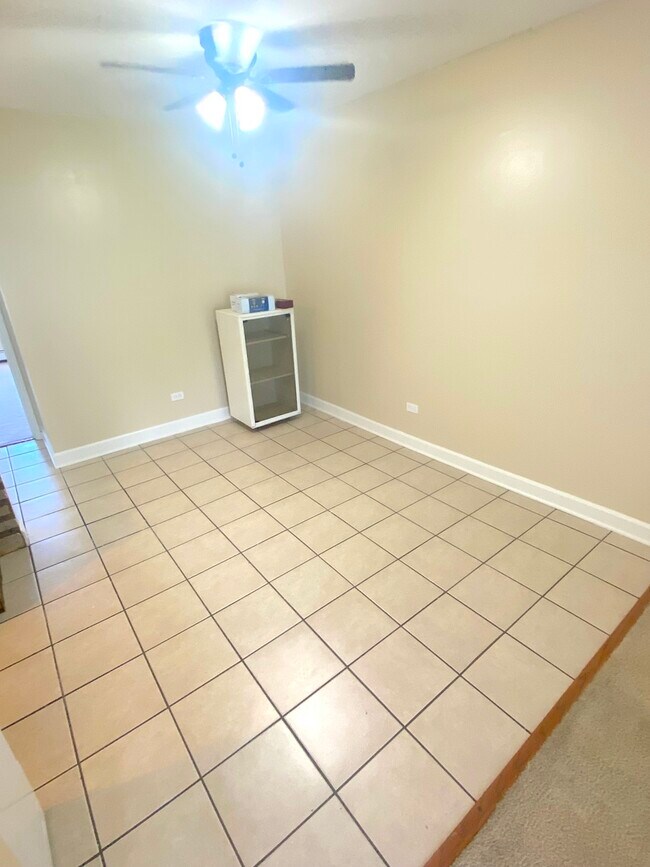 Foto del edificio - 1412 Willow Ln