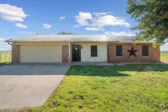 Building Photo - 755 Hubbard Ln