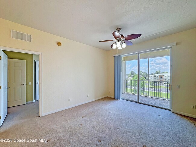 Foto del edificio - 1626 Peregrine Cir