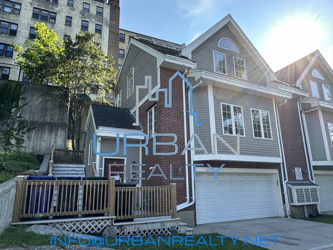 Building Photo - 21 Radnor Rd