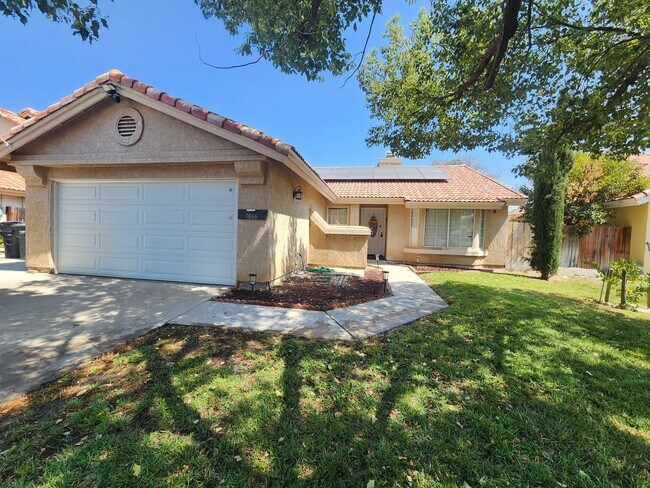 Foto del edificio - 1066 Gloria Dr