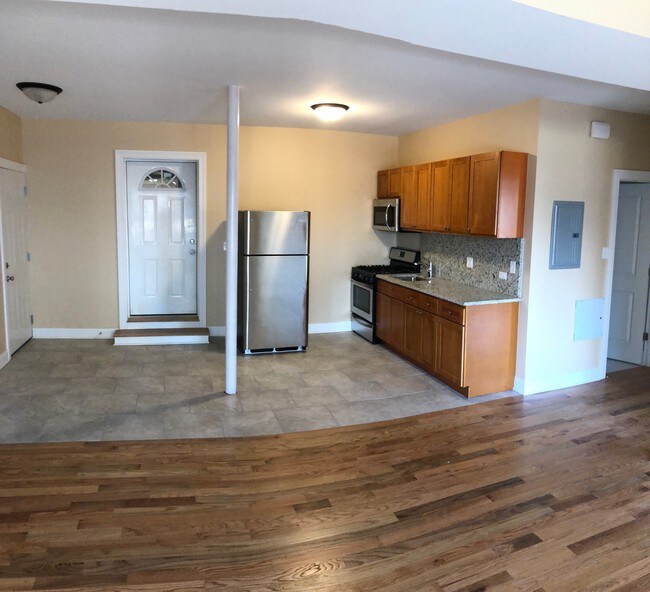 Brand new rehabbed 2bed/1bath in Cicero Apartment for Rent in Cicero