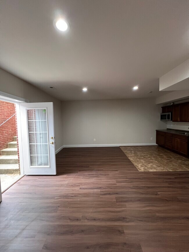 Foto del edificio - 9526 Parsonage Ln