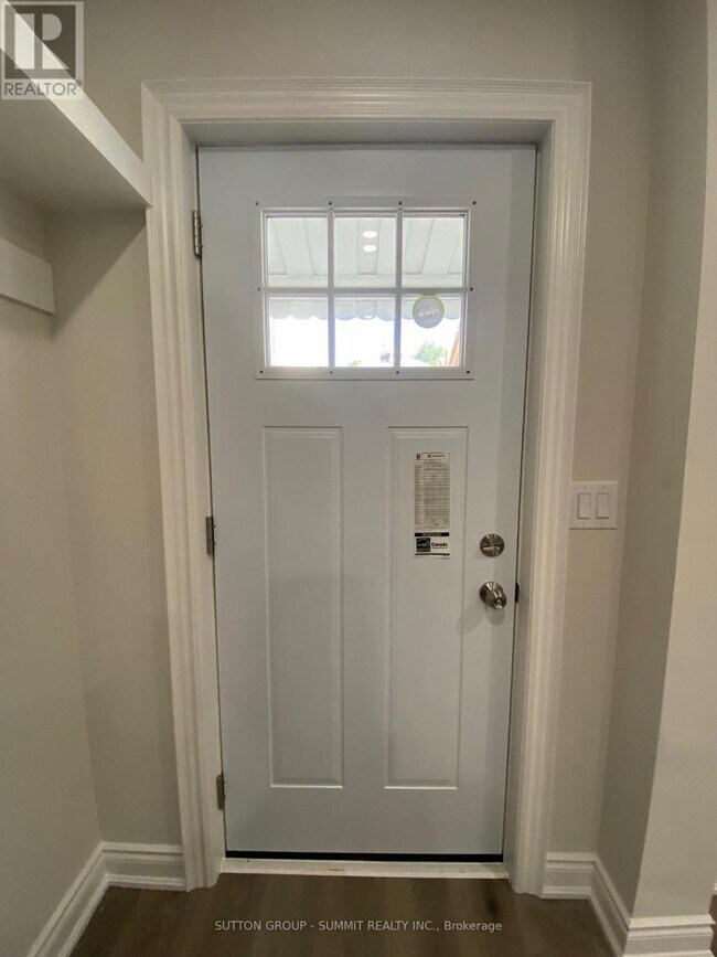 Photo du bâtiment - 239 Main St