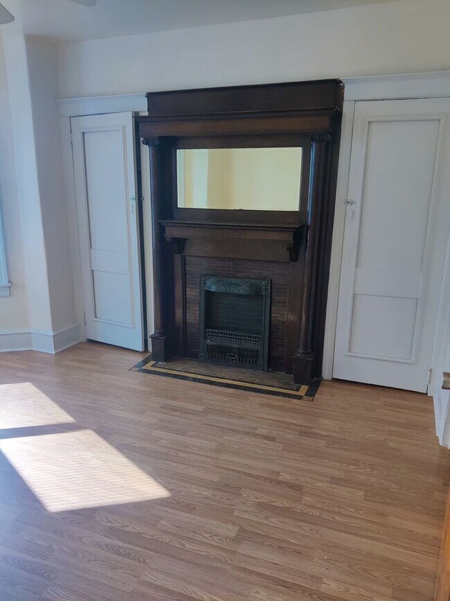 Foto del edificio - 232 N 59th St