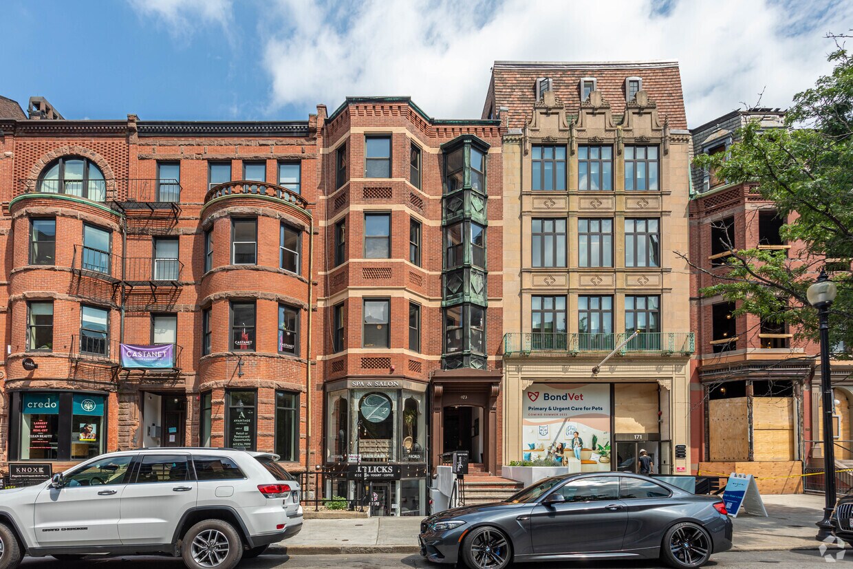 Primary Photo - 173 Newbury St