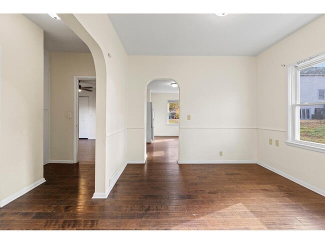 Building Photo - 120 2nd St N