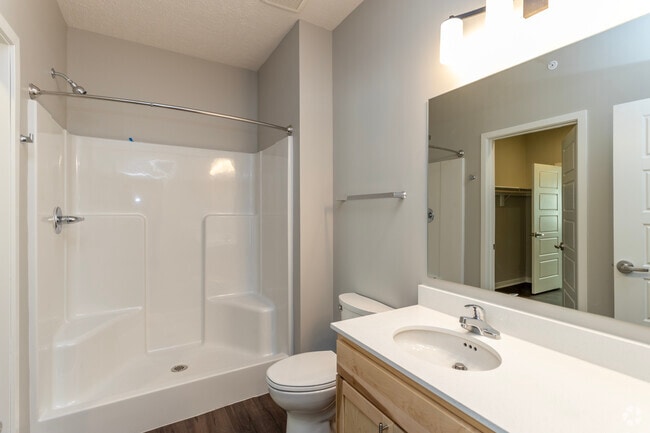 Oriole - Bathroom - The Reserve on 77