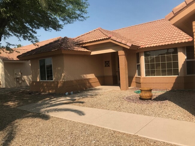 Building Photo - 14802 W Greystone Dr