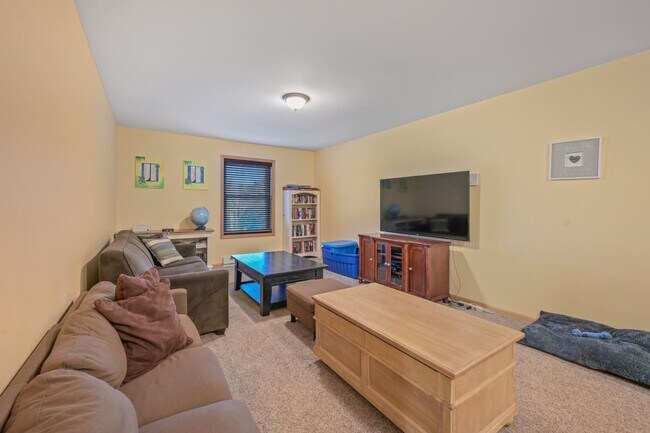 Foto del edificio - 1724 Calhoun Hill Rd