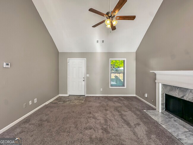 Foto del edificio - 11084 Knotty Pine Pl