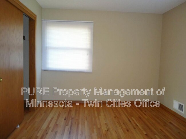 Foto del edificio - 1319 6th St S