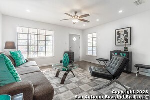 Foto del edificio - 1209 Kentucky Ave