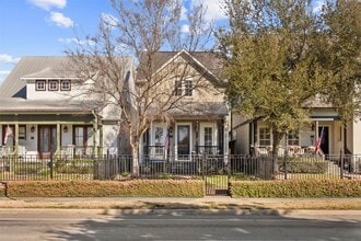 Building Photo - 8758 Kempwood Dr