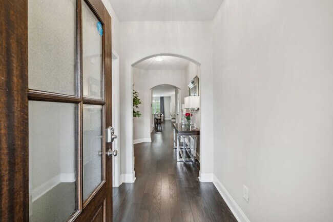 Foto del edificio - 1064 Callaway Dr