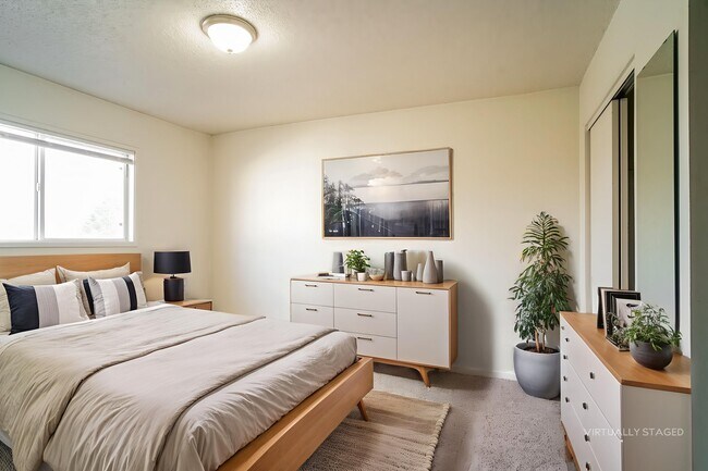 Foto del edificio - Laurelwood Apartments