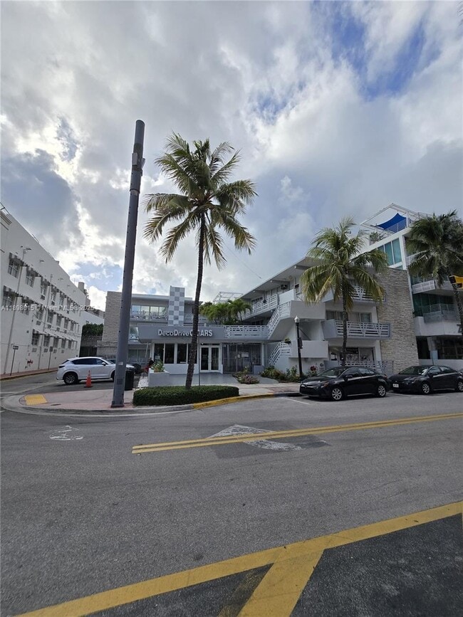 Foto del edificio - 1446 Ocean Dr
