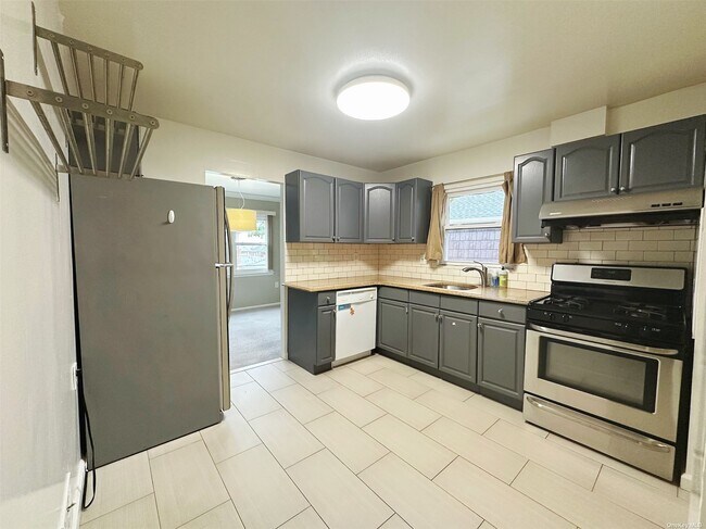 Foto del edificio - 57-47 226th St