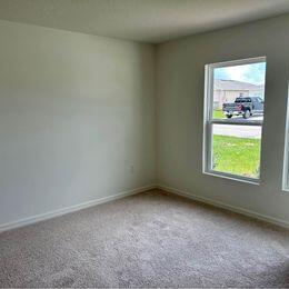 Building Photo - 1808 Grand Ridge St