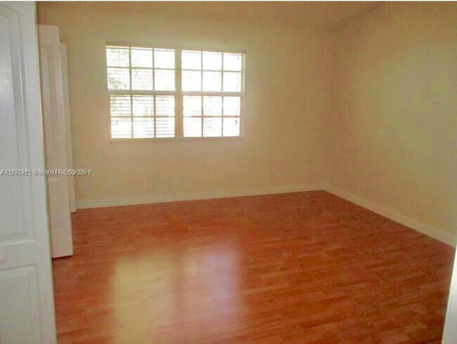 Foto del edificio - 2936 Belmont Ln
