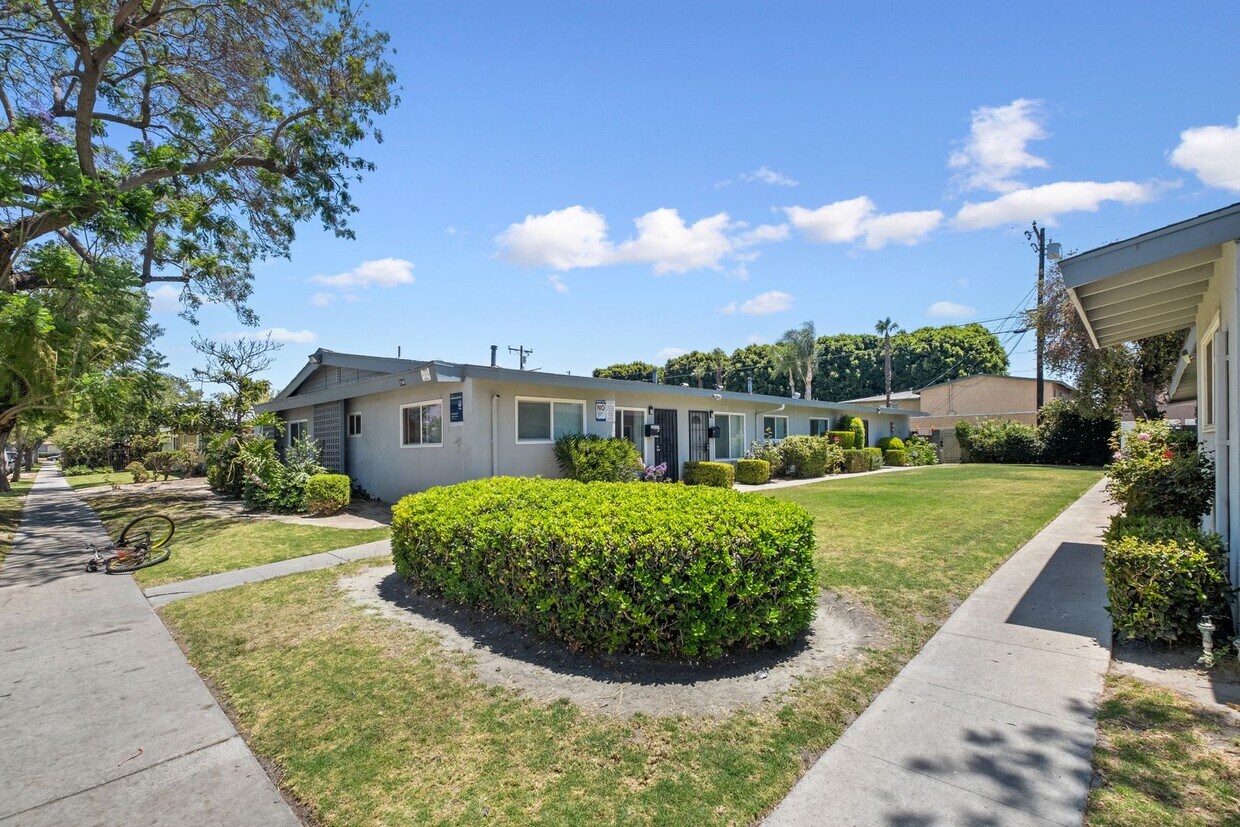 Primary Photo - 1550 W Juno Avenue