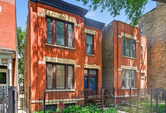 Building Photo - 2132 W Potomac Ave