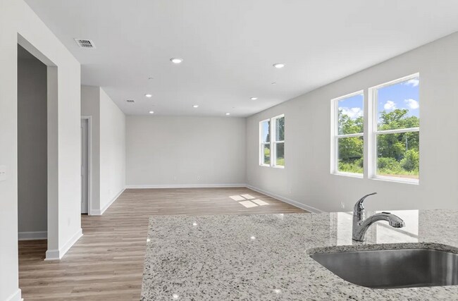 Foto del edificio - 169 Stephanie Ct