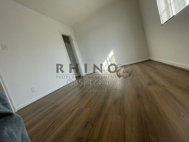 Foto del edificio - 2583 S 700 E