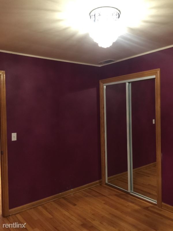 Foto del edificio - 4960 S Linder Ave