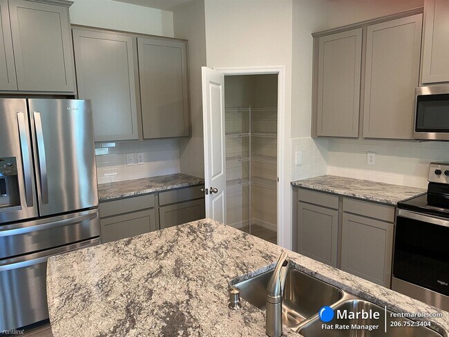 Foto del edificio - 4 br, 2.5 bath House - 2124 Midnight Pearl Dr