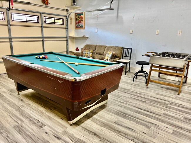 Foto del edificio - 3403 Ridgecrest Dr