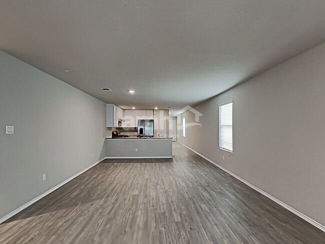 Foto del edificio - 10603 Varmus Dr