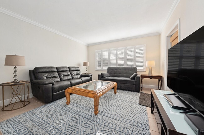 Building Photo - 134 Gleason St