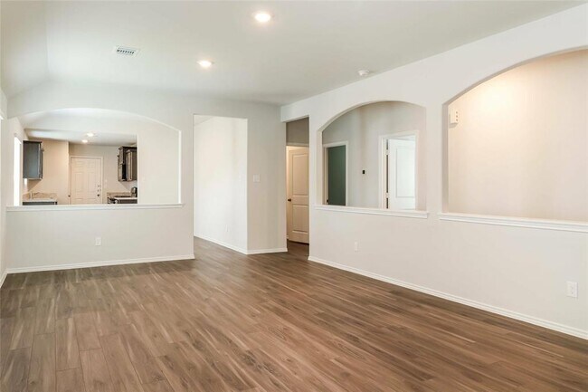 Building Photo - 2531 Shad Dr