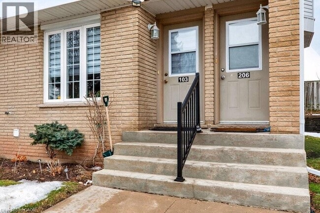 Building Photo - 511 Hwy 8