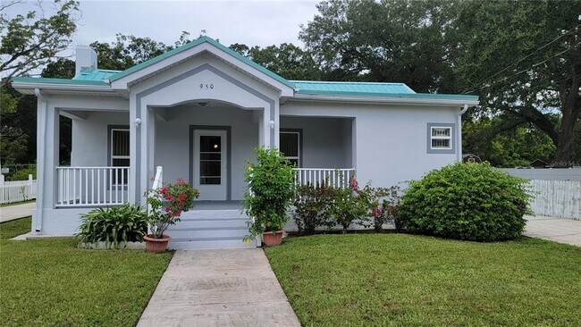 Building Photo - 950 VINELAND Rd