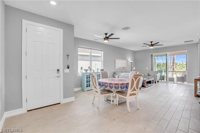 Building Photo - 43680 Sparrow Dr