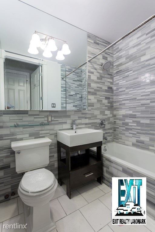 Foto del edificio - 323 E 10th St