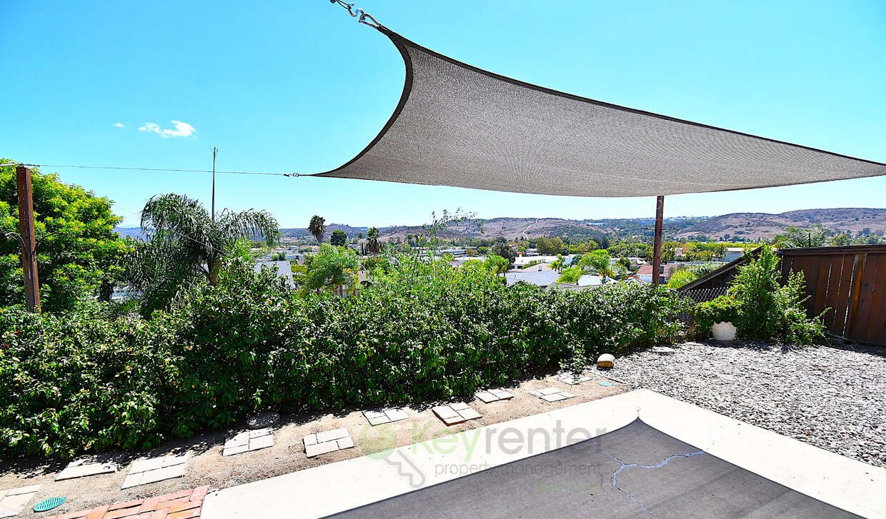 Foto principal - Poway School District | Conveniently locat...